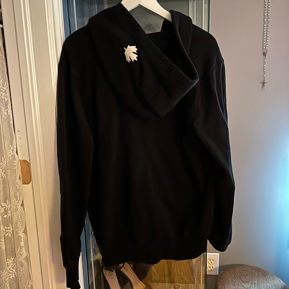 Roots zip up hoodie size S - Picture 2 of 3